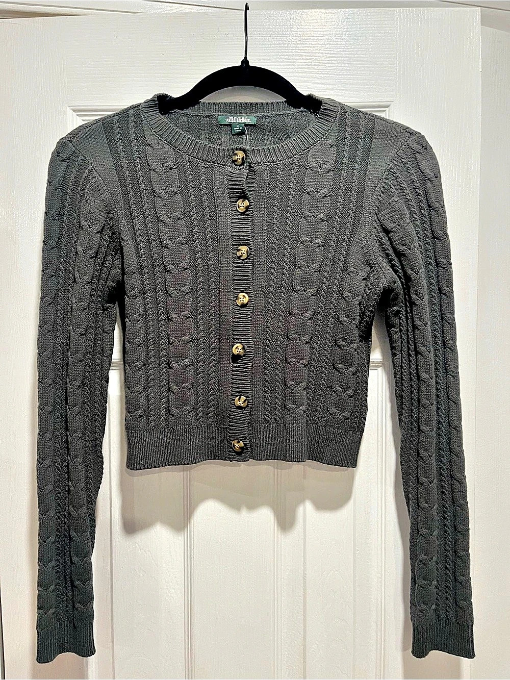 Wild Fable knitwear Cable Knit Cardigan in olive green Size Small NWT